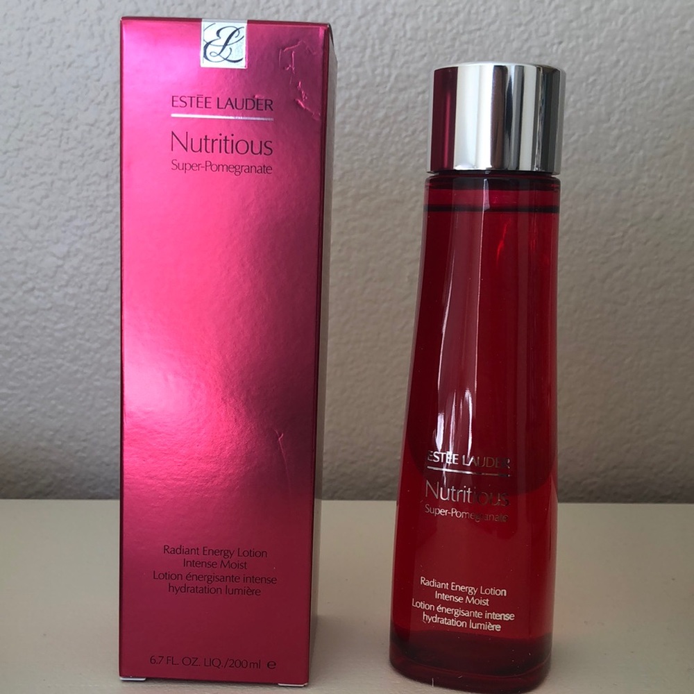 Estee Lauder Nutritious Super-Pomegranate